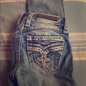 25” rock revival straight leg